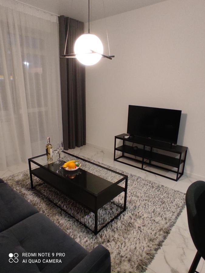 New Modern Apartment Uzhhorod Luaran gambar